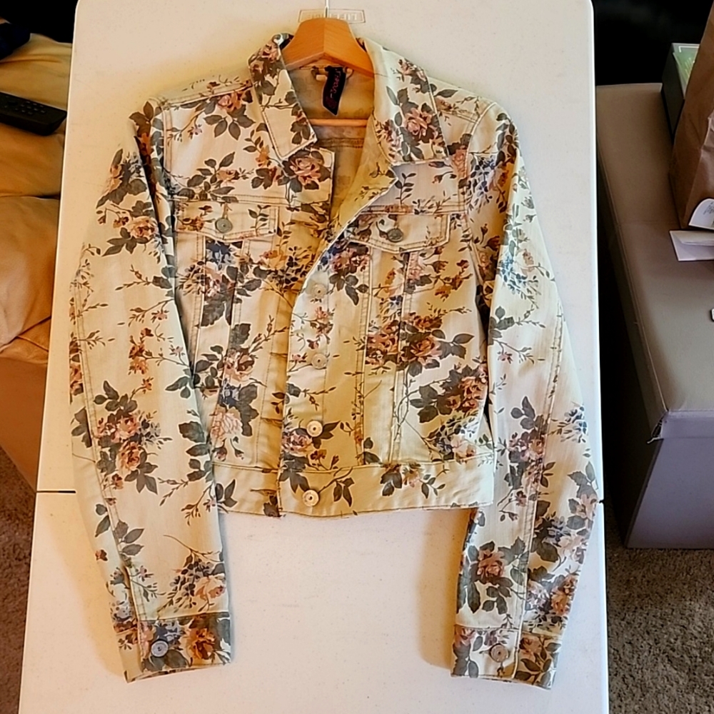 Floral Printed Jean jacket